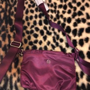 Lululemon Essentials Mat Carrier